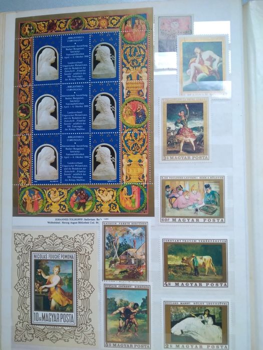 Se vinde colectie de timbre 4 clasoare RDG de 50 vechime