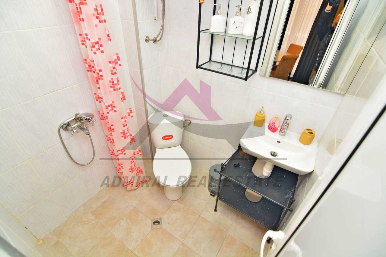 Дава се под наем Тристаен апартамент в Варна, Общината - 70 кв.м за 750 € - Снимка #4