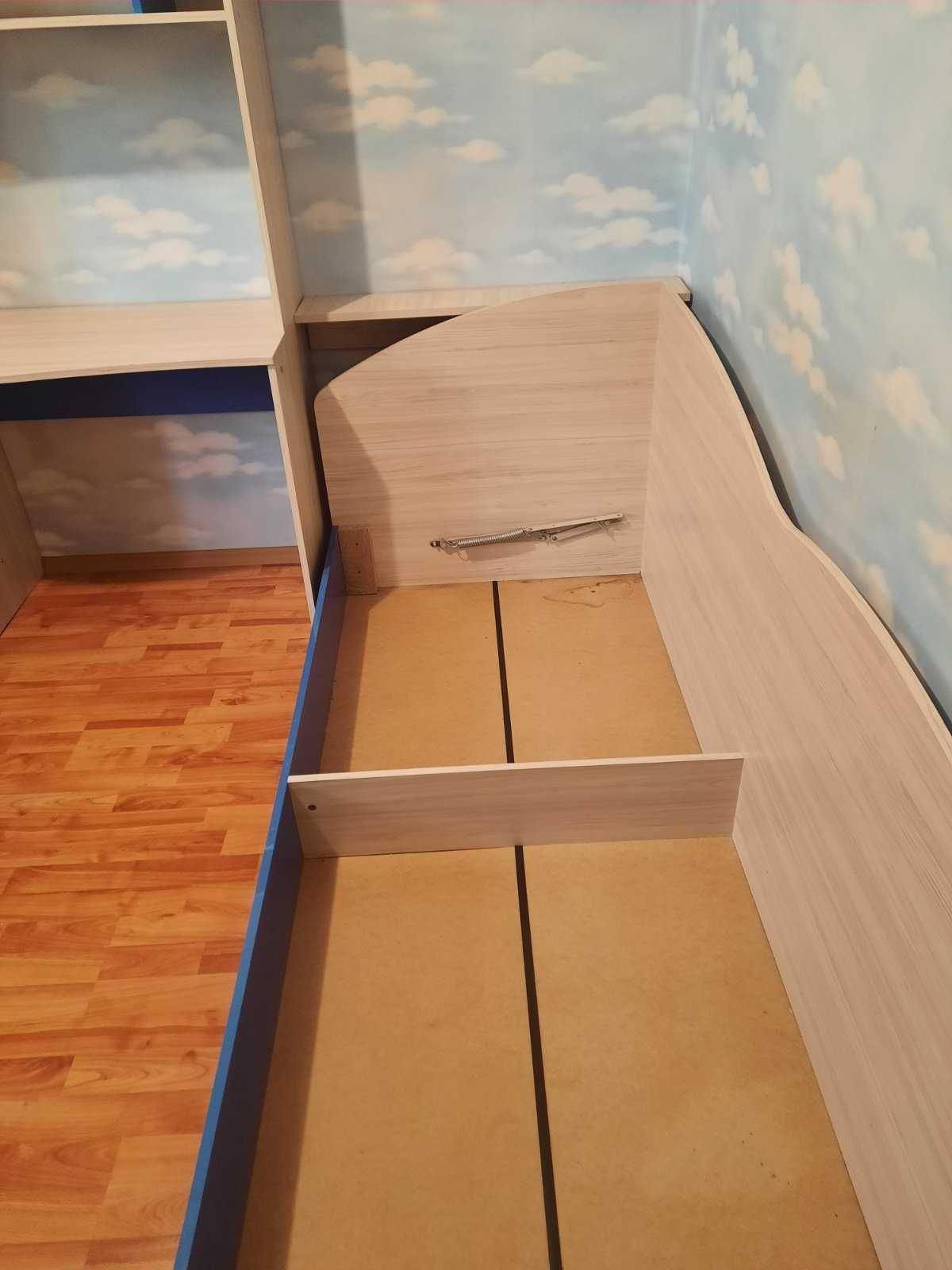 Модулна система за детска стая "Али" + легло - син гланц + астра