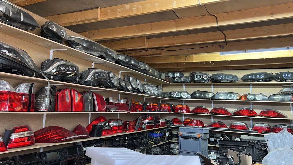 Фары и фонари  на БМВ и Мерседес. Оригинал