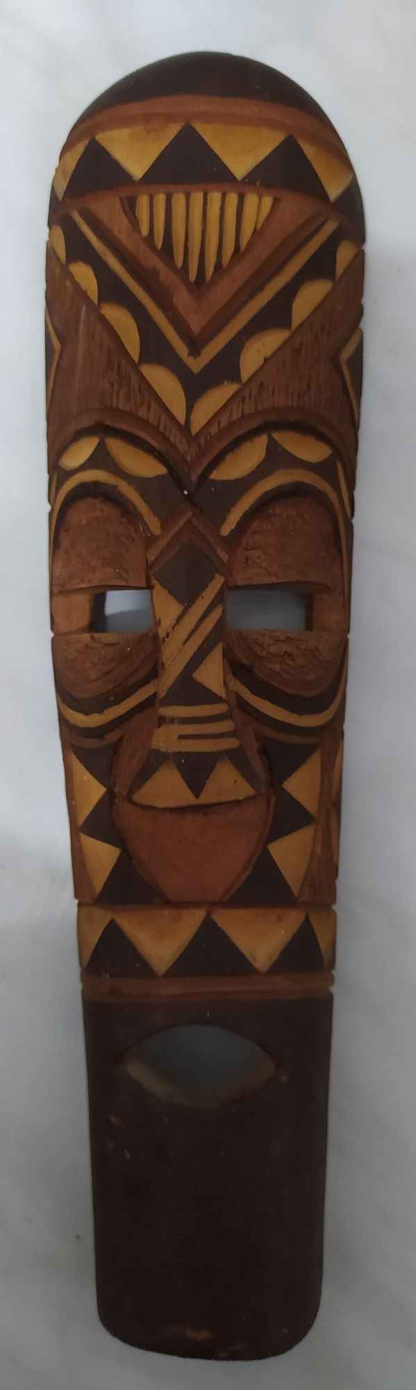 Деревянная африканская маска
