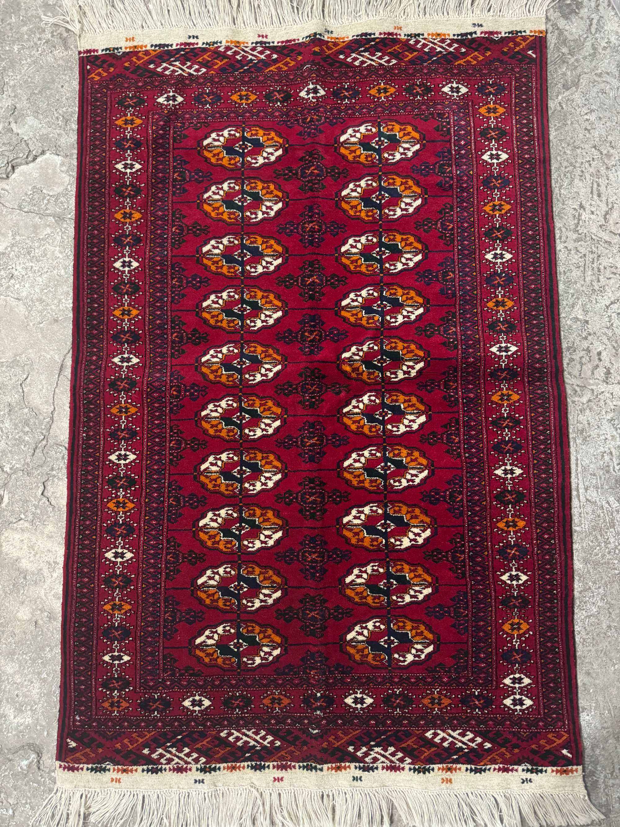 Junli Turkman Qo‘l Mehnatida Tayyorlangan Gilamlar [NARX m² uchun]