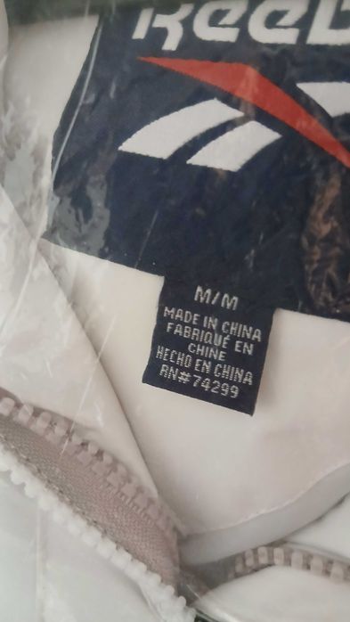 Reebok бяло зимно яке с качулка – S / M / L