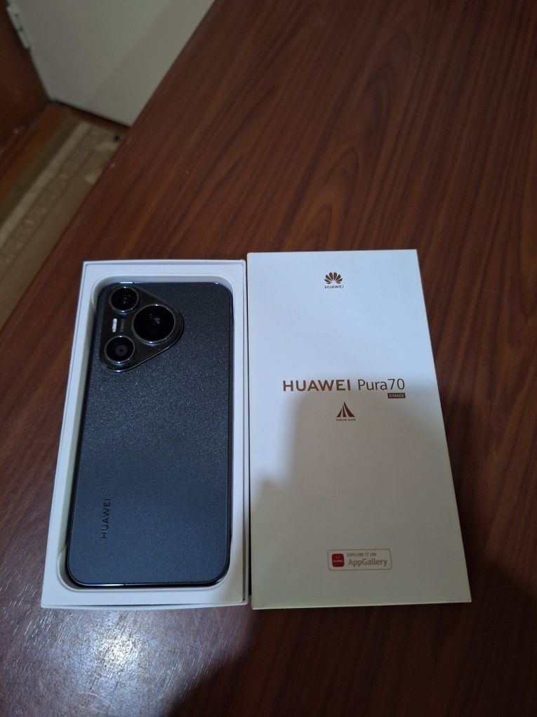 Недорого Мощный Huawei Pura70 12/256GB Black