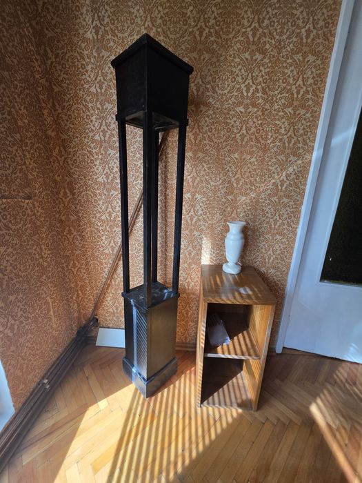 Masa si ghivece lemn masiv