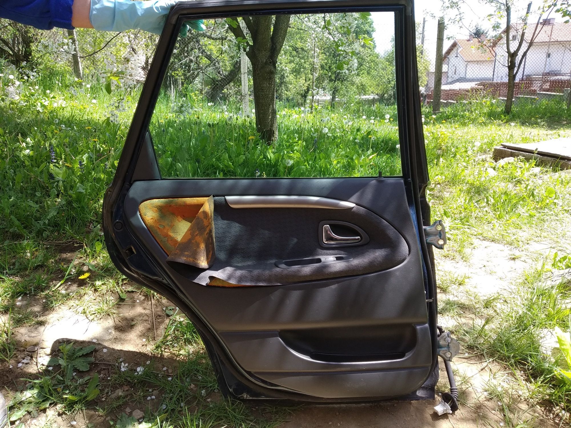 Врати за Volvo V40