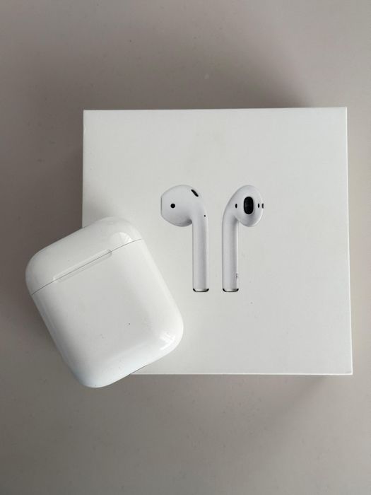 Продам наушники AirPods 2