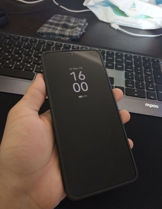 Продам Poco F6 12/512