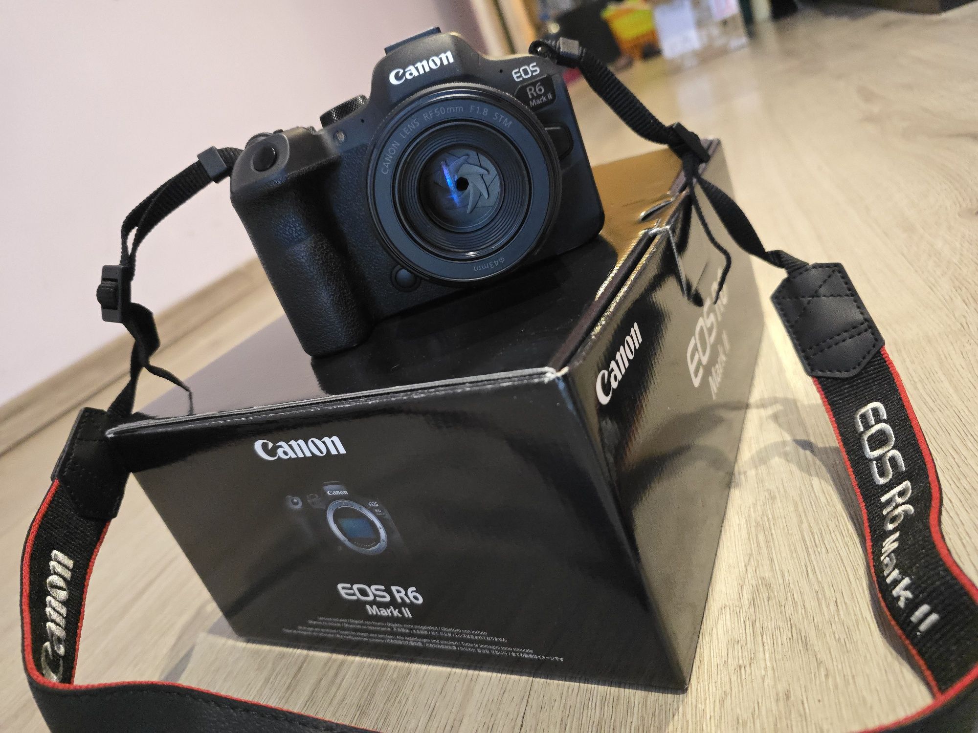 Canon R6 Mark II + екстри