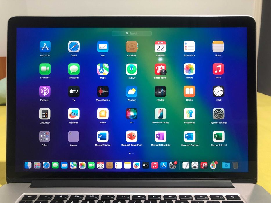 MacBook Pro 15, 2015 Retina, 2,8 GHz i7, 16 GB,flash 128 GB, IMPECABIL