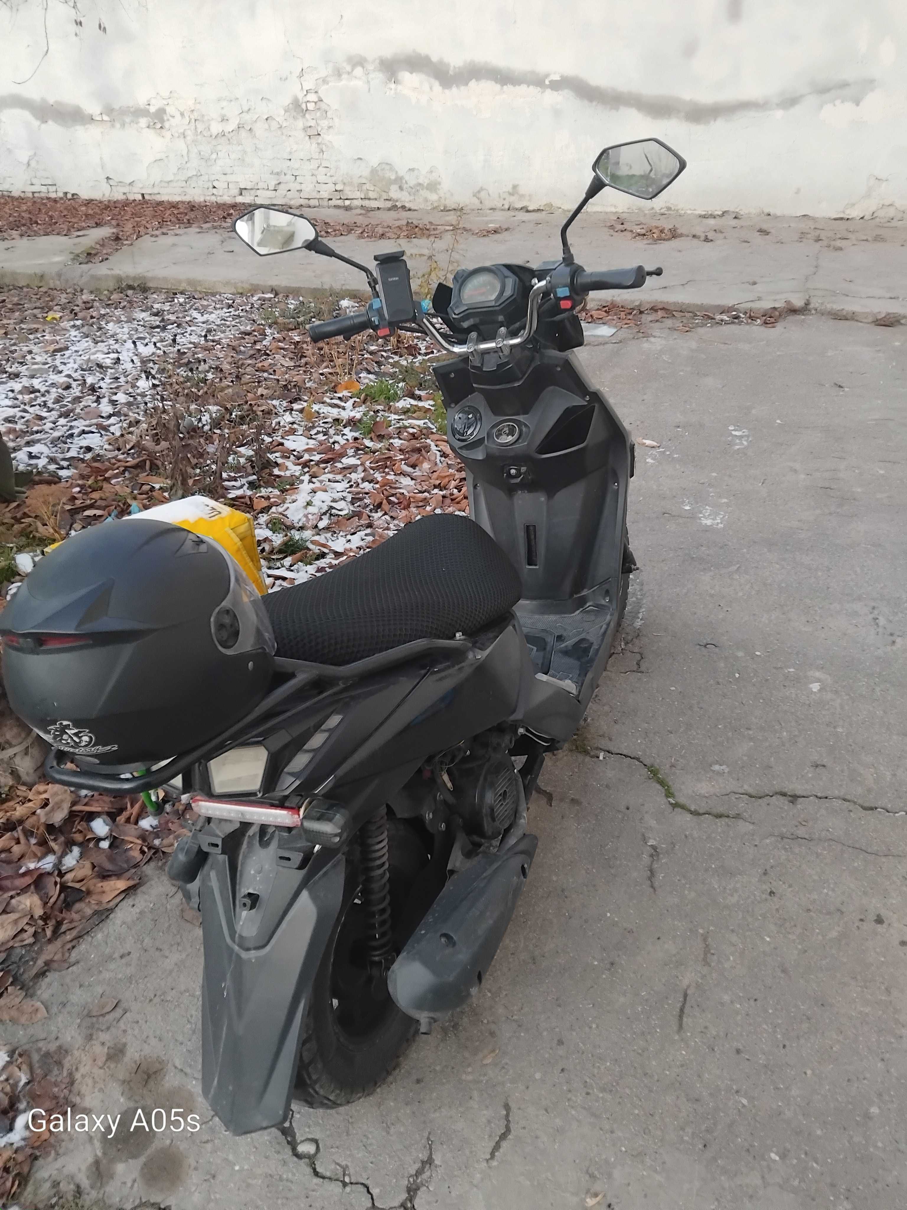 Skuter samuray   -