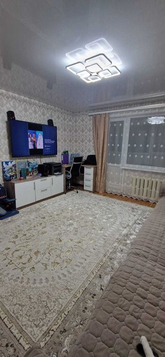 Продается 2-комнатная квартира на КСК!