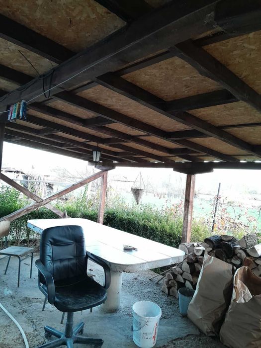 Къща в село Хотница