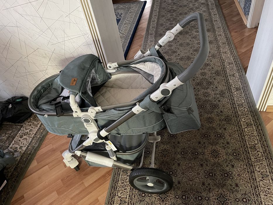 Новая коляска 3в1
