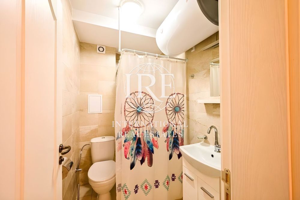 Продава се Двустаен апартамент в Варна, Колхозен пазар - 56 кв.м за 2875 €/кв.м - Снимка #7