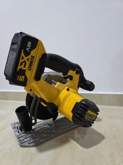 Circular Dewalt DCS 391