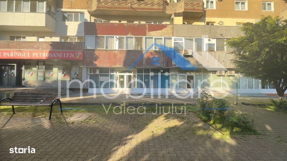 Spațiu comercial de închiriat – Zona HP, Petroșani