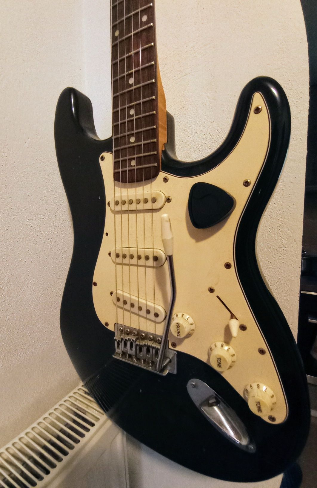 Лиценз на Fender Stratocaster-Maxtone