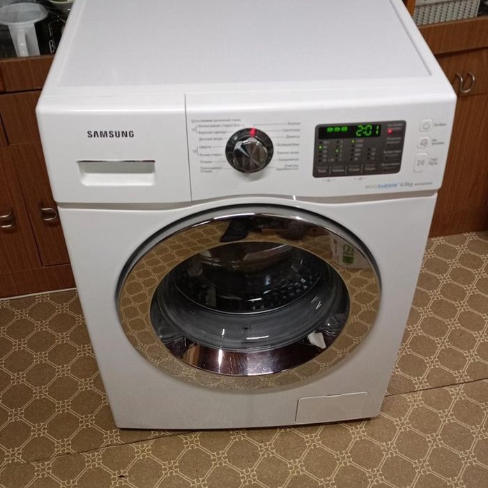 Стиральная машина Samsung 6kg в идеальном состоянии