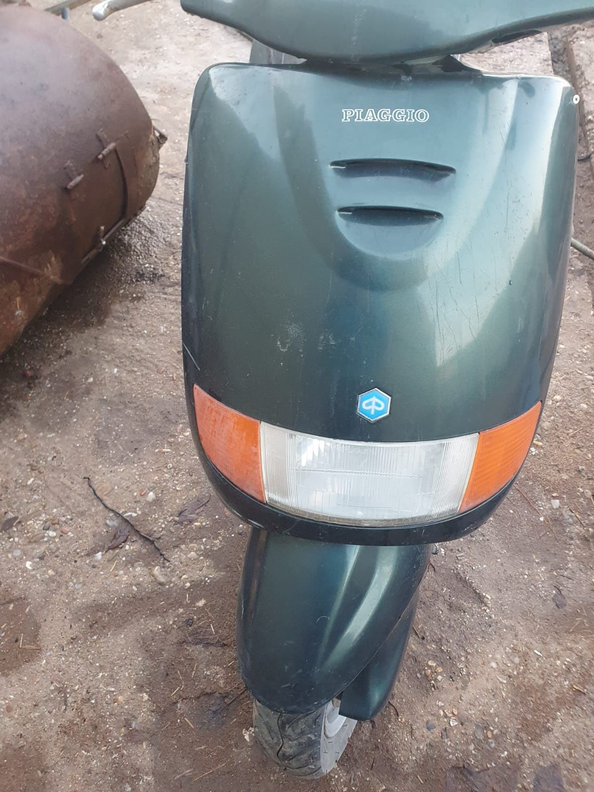 Vand scuter piaggio sfera