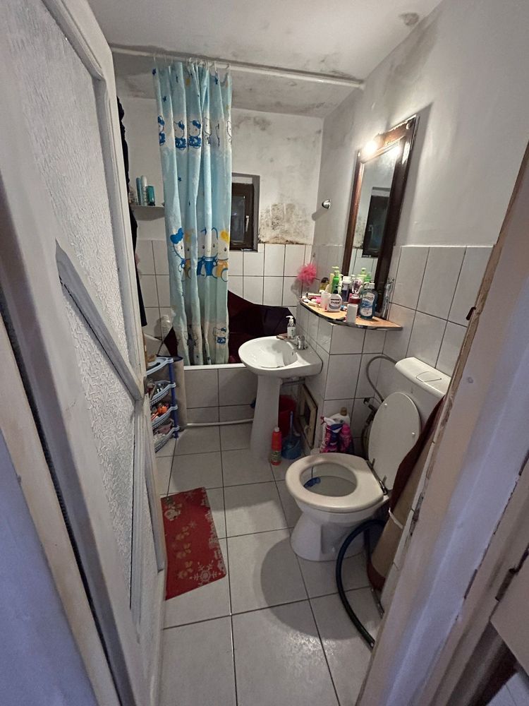 Apartament 3 camere 70mp 4/4