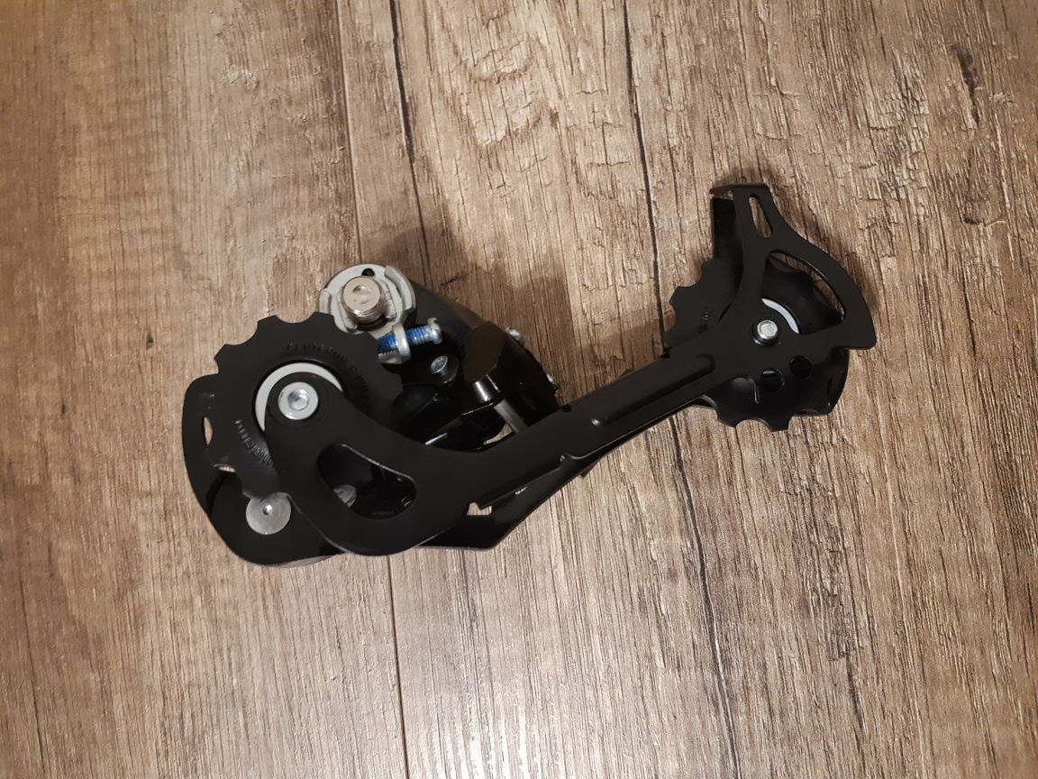 Schimbator Shimano Acera