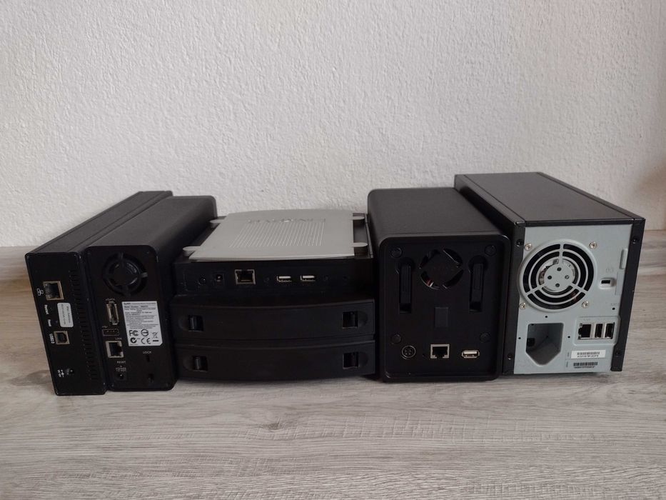 Лот NAS сървъри D-link NetGear и други