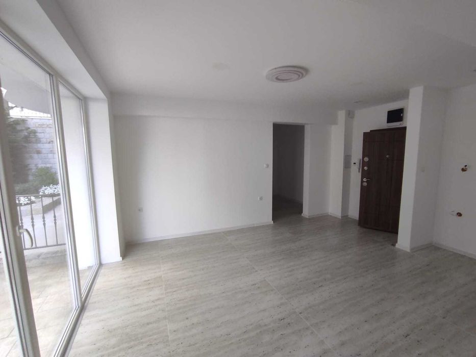 Продава се Тристаен апартамент в Свети Влас - 74 кв.м за 1622 €/кв.м - Снимка #2