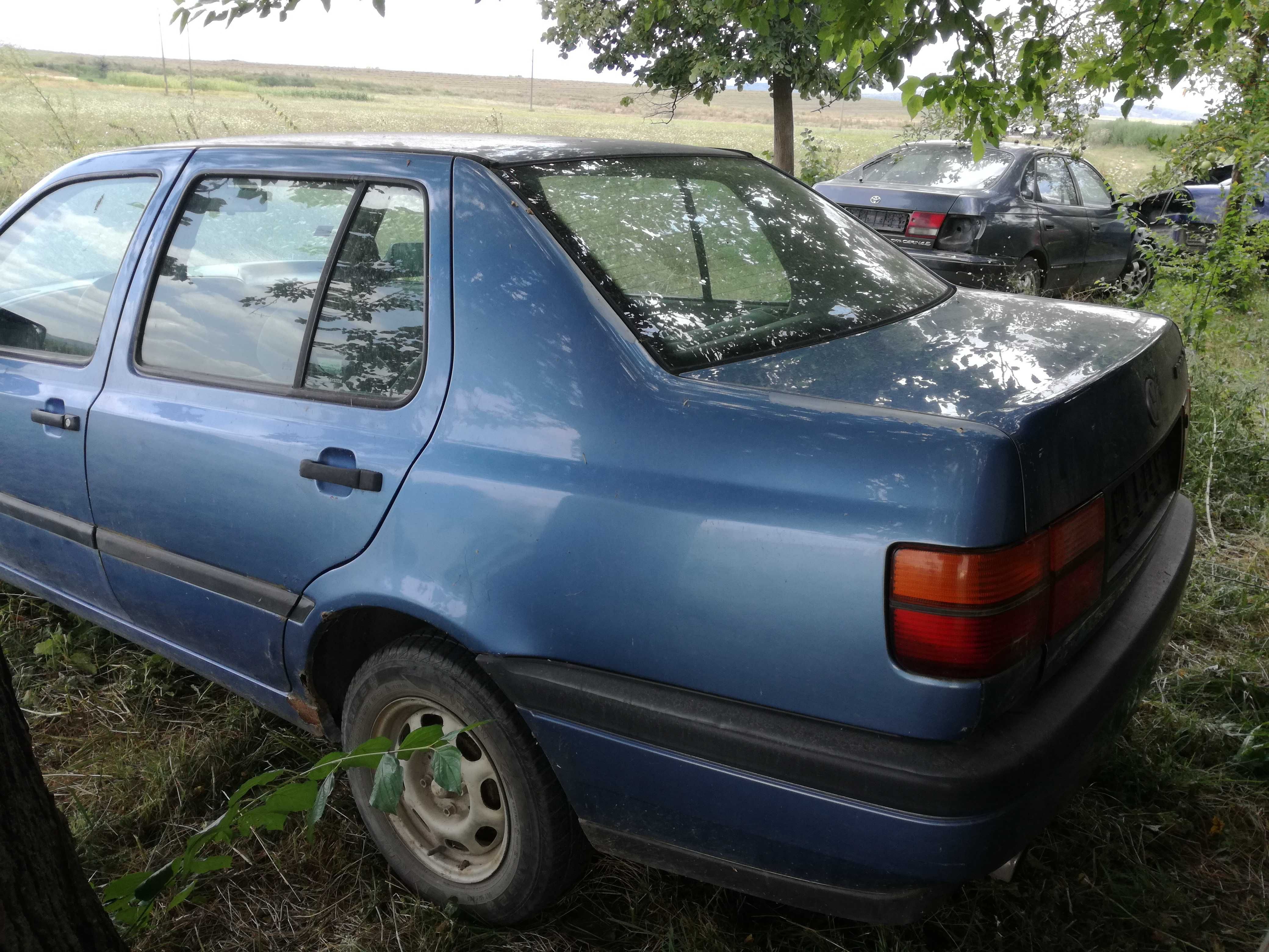 Фолксфаген Венто и Поло/ Volkswagen Vento i Polo-На части