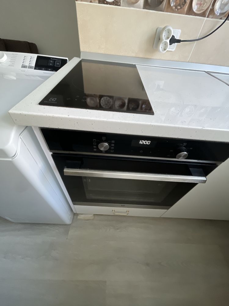 Proprietar vand garsoniera Ozana Pallady metrou