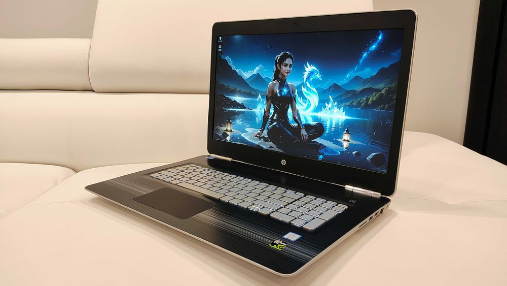 laptop gaming HP ,intel core i7 ,video nvidia display de 17,3 inch