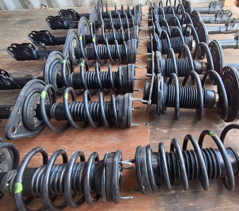 Амортизаторы камри 40-45