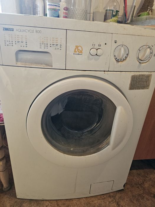 Стиральная машина zanussi  надёжная