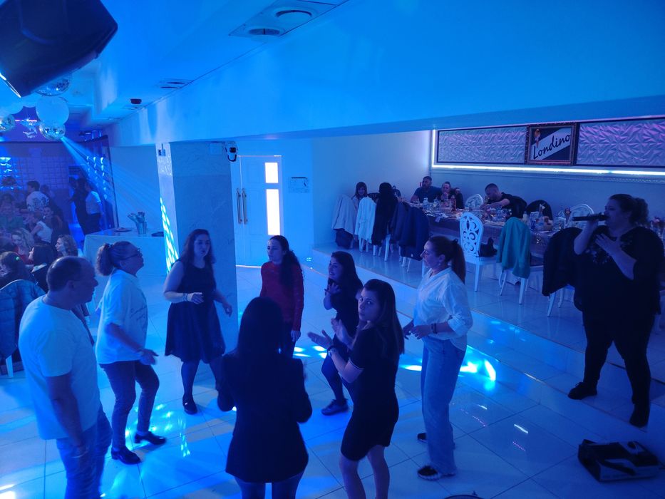 DJ за сватби, юбилеи, банкети, кръщенета, Коледа и Нова година