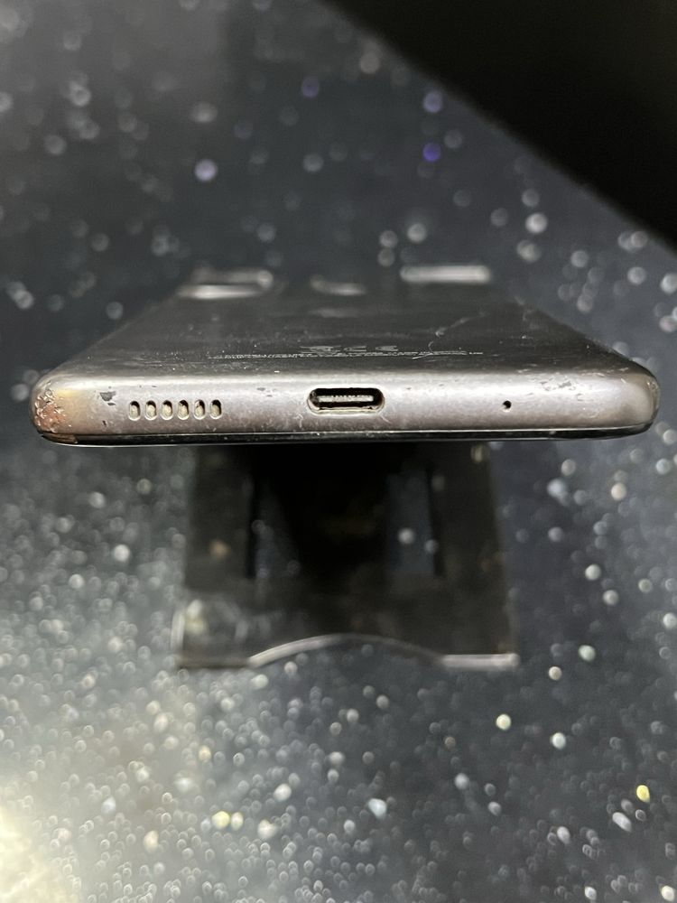 Телефон Motorola e20