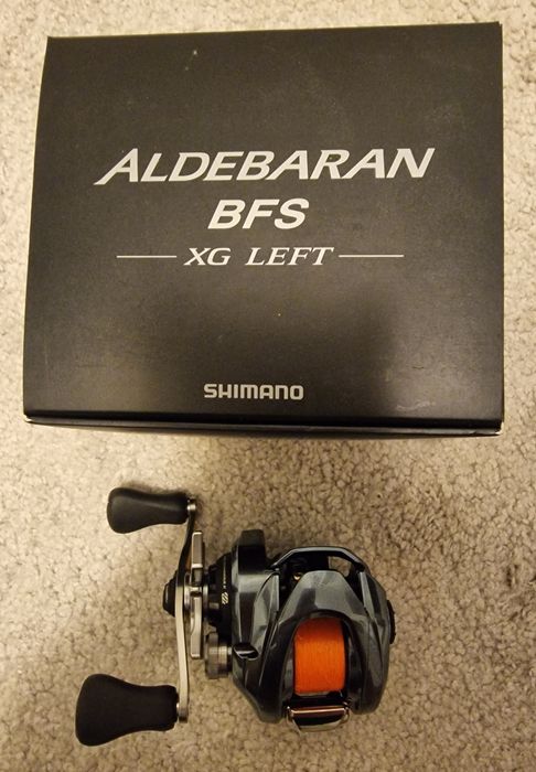 Vând Mulinete spinning