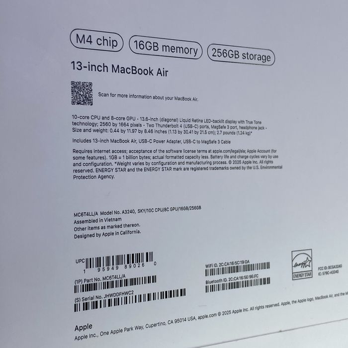 MacBook Air M4 / 16 / 256 / Yengi / 13.6 dyum