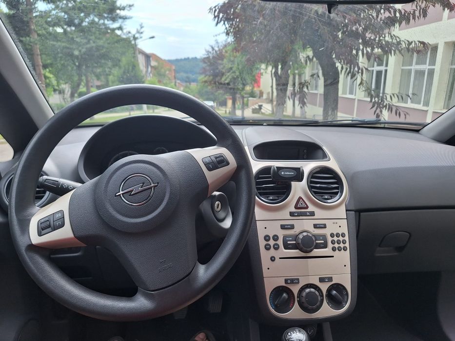 Vand Opel Corsa D - unic proprietar, istoric complet