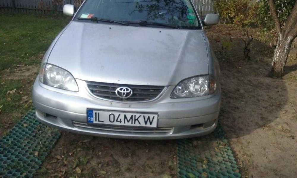 Vand Toyota Avensis 2002,motor 1998 cmc,D4D(diesel),consum f.mic.