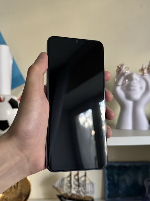 Vivo почти новый телефон