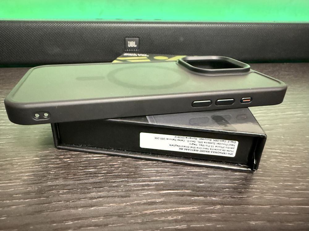 Оригинални калъфи за iPhone 15Pro Max