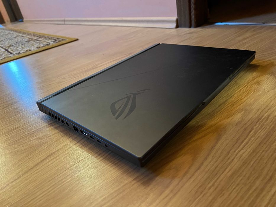 Laptop Gaming ASUS ROG Strix G16 G614JV