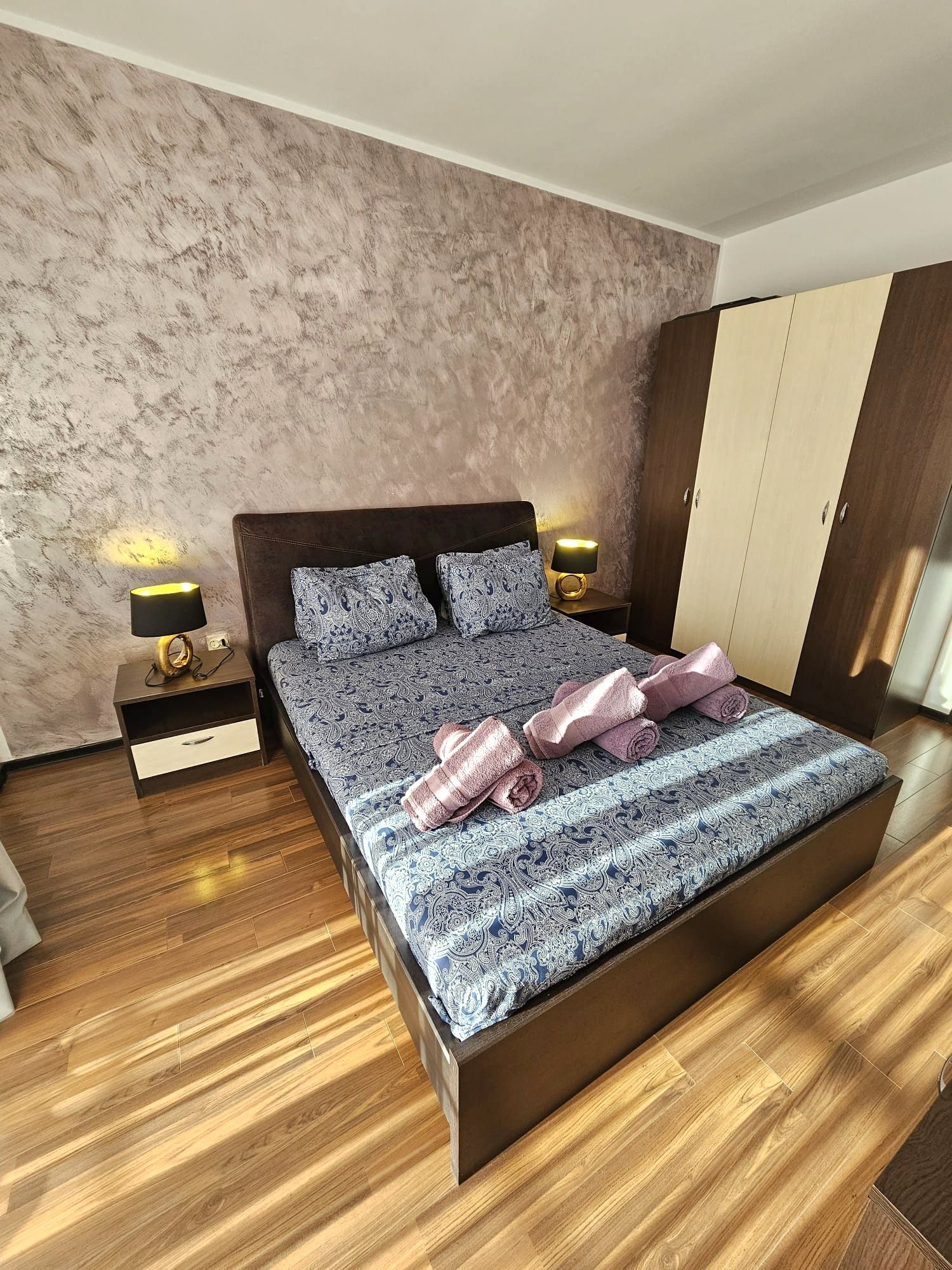 Apartamente lux cu 2 si 3 camere