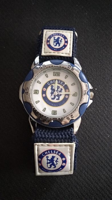 Часовник,не функциониращ,за смяна на батерията