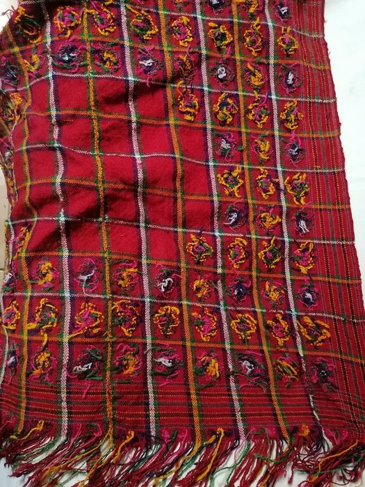 Родопски части от дамска носия (кърпа за кръста, чорапи, торба