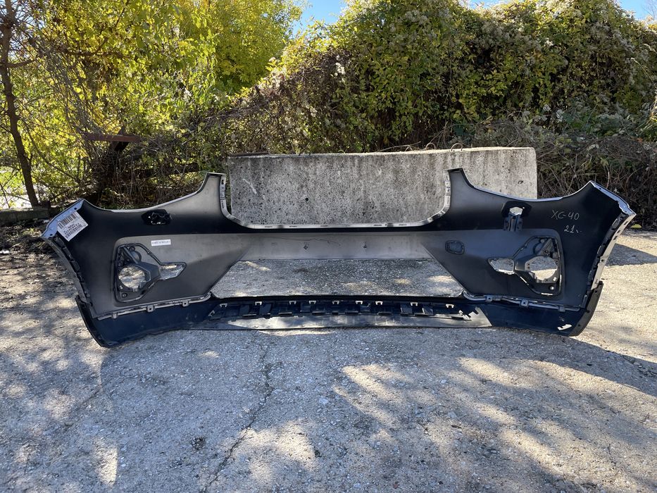 Предна броня за Volvo XC40 Волво ХЦ40  2023г-