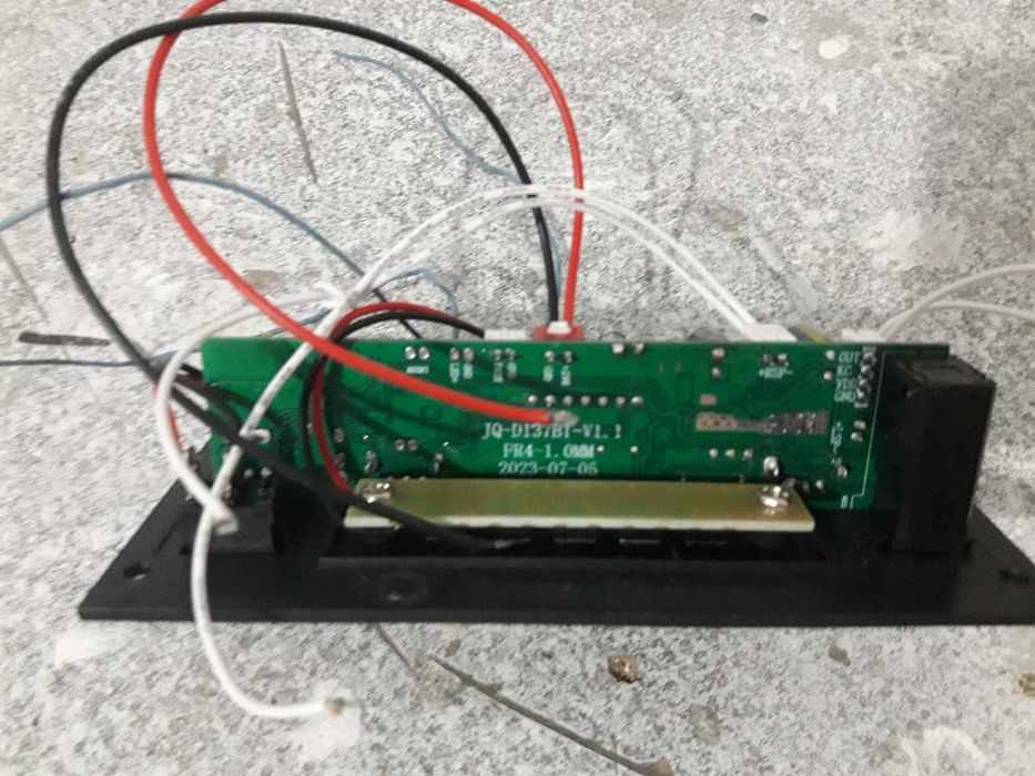 modul amplificat ,microfon ,bluetooth 5,0 si diferite surse alimentare