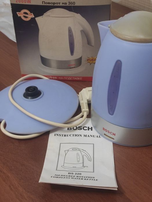 Чайник электрический б/у.