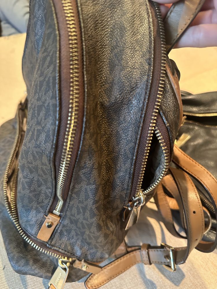 2 раници Michael kors и оригинална чанта Louis Vuitton