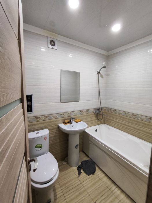 2 комнатный Евро Офис с мебелью на м .Хамза